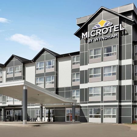 Microtel Inn & Suites By Wyndham Estevan Kültér fotó