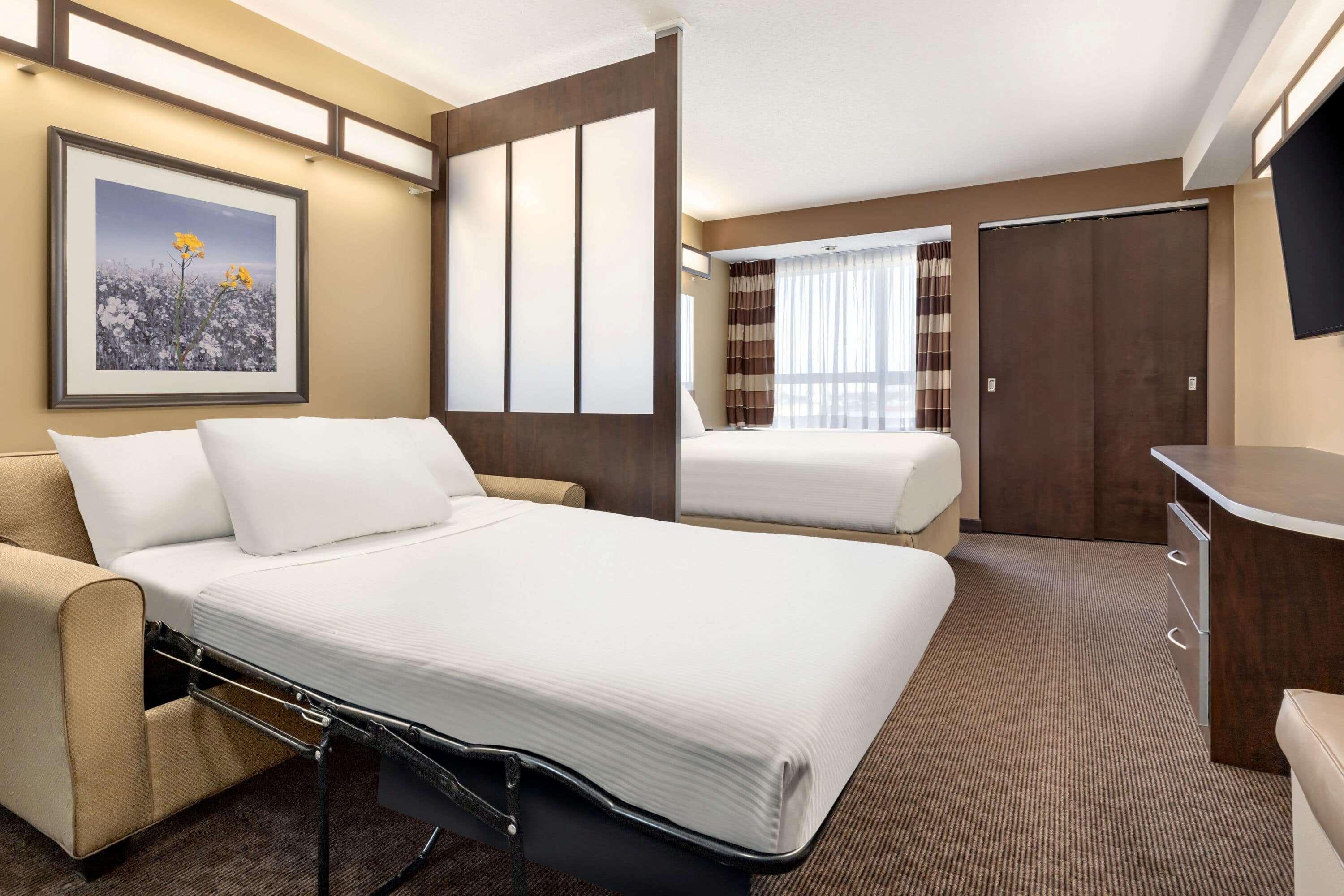 Microtel Inn & Suites By Wyndham Estevan Kültér fotó