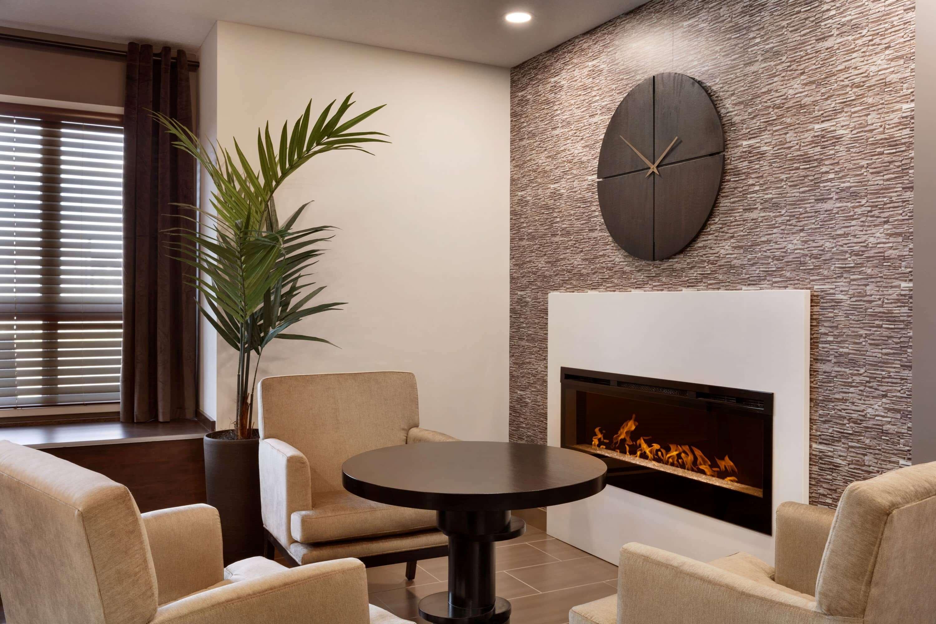 Microtel Inn & Suites By Wyndham Estevan Kültér fotó
